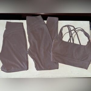 Legacy Shorts/ Leggings & Revolution Bra Mocha Berry Buff Bunny